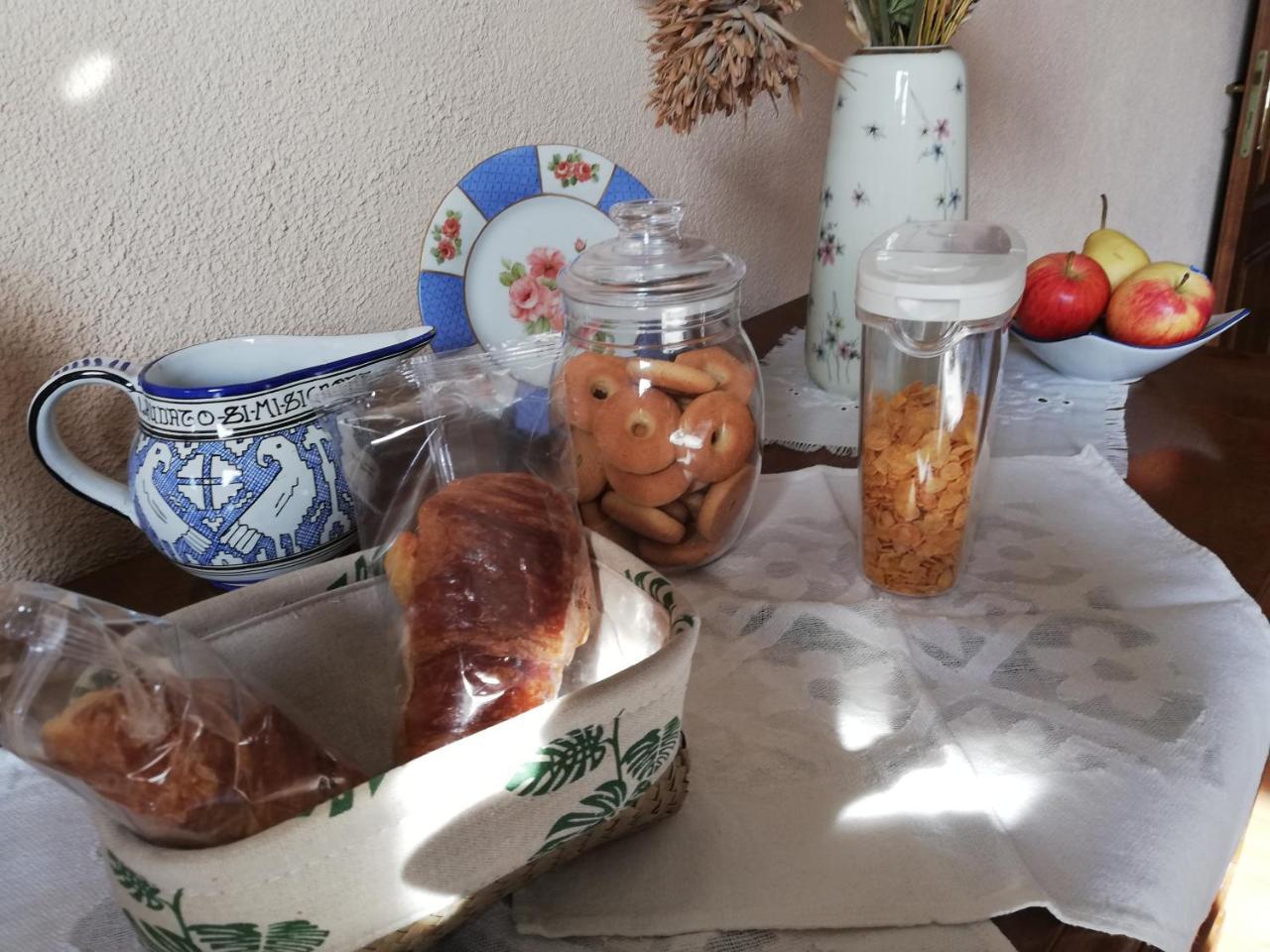 L'Ape In Corte Casa Di Campagna, Via Francigena Stanze E Colazione Vaccarizza Εξωτερικό φωτογραφία